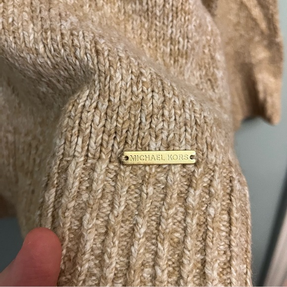 Michael Michael Kors Women’s Hi-Low Pullover V-Neck Sweater size large - Picture 5 of 7